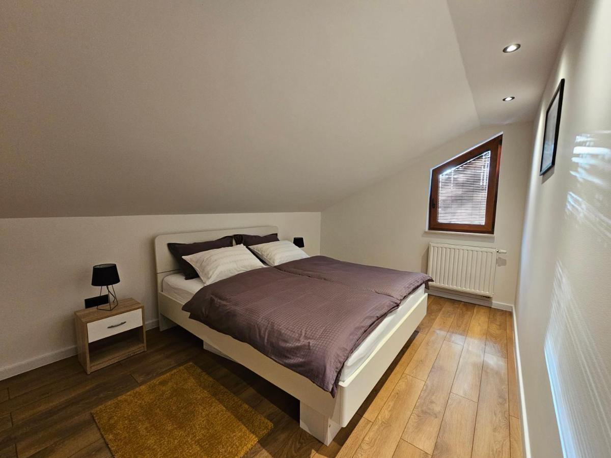 Apartman Marin リヴノ エクステリア 写真